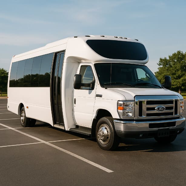 Waukegan Coach Bus Service 20 Passenger Minibus